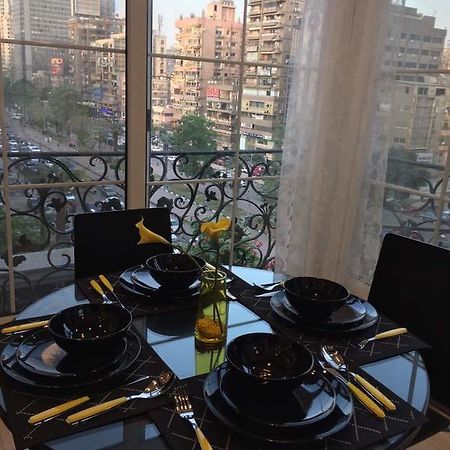 Luxury Mohandeseen Apartment Cairo Exterior foto